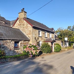 Trewern Arms Hotel